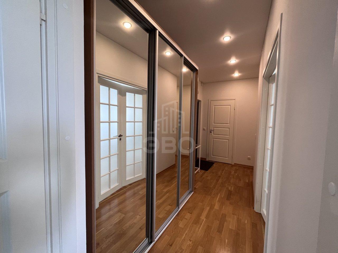 двухкомнатная квартира в Санкт-Петербурге по адресу: Обводного канала наб., 108