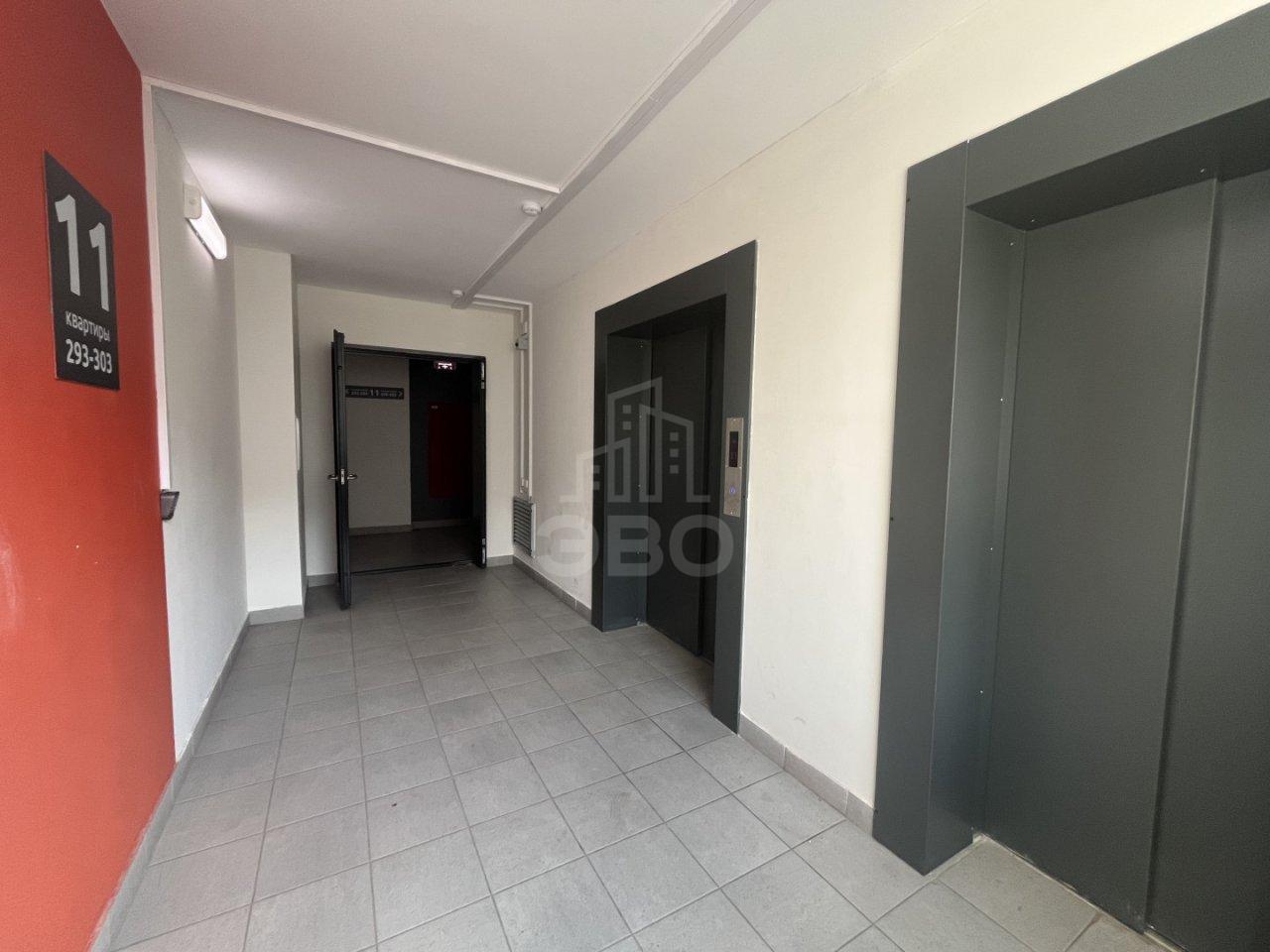 однокомнатная квартира в Санкт-Петербурге по адресу: Шоссе в Лаврики ул., 70, к 1