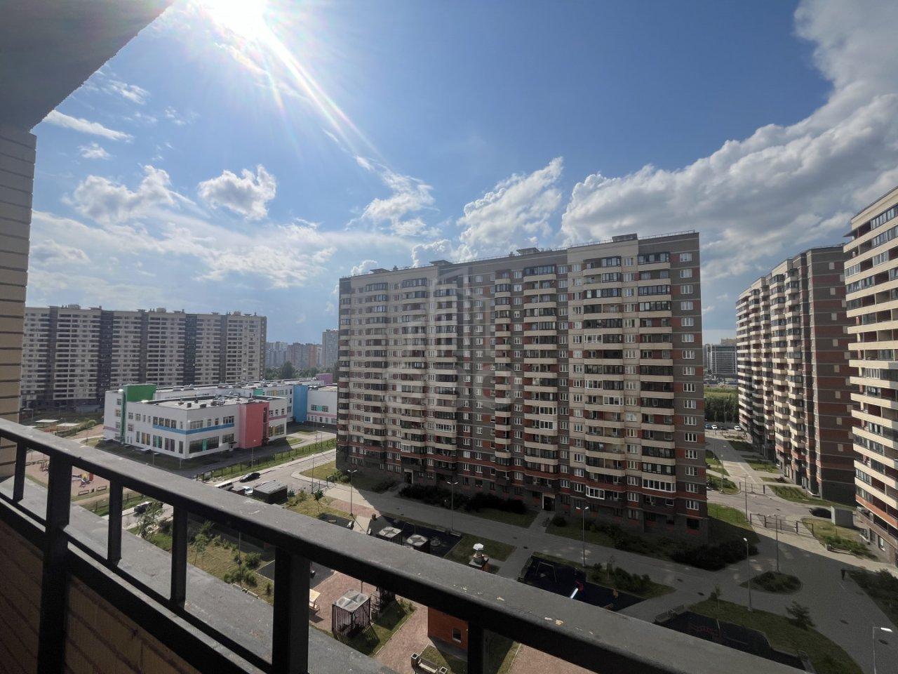 однокомнатная квартира в Санкт-Петербурге по адресу: Шоссе в Лаврики ул., 70, к 1