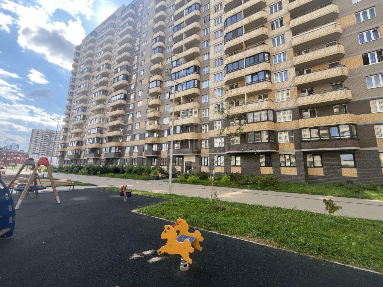 однокомнатная квартира в Санкт-Петербурге по адресу: Шоссе в Лаврики ул., 70, к 1