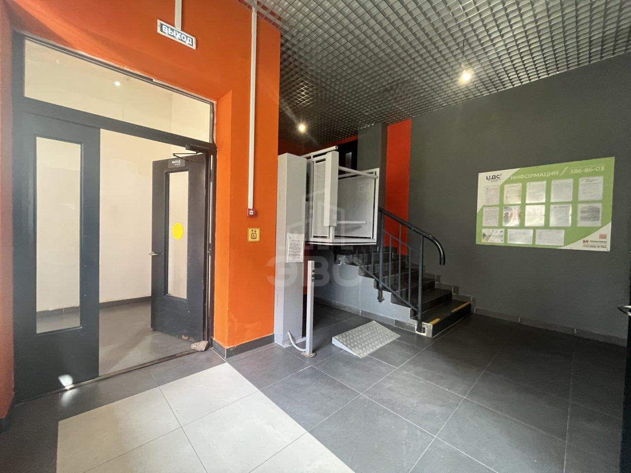 однокомнатная квартира в Санкт-Петербурге по адресу: Шоссе в Лаврики ул., 70, к 1