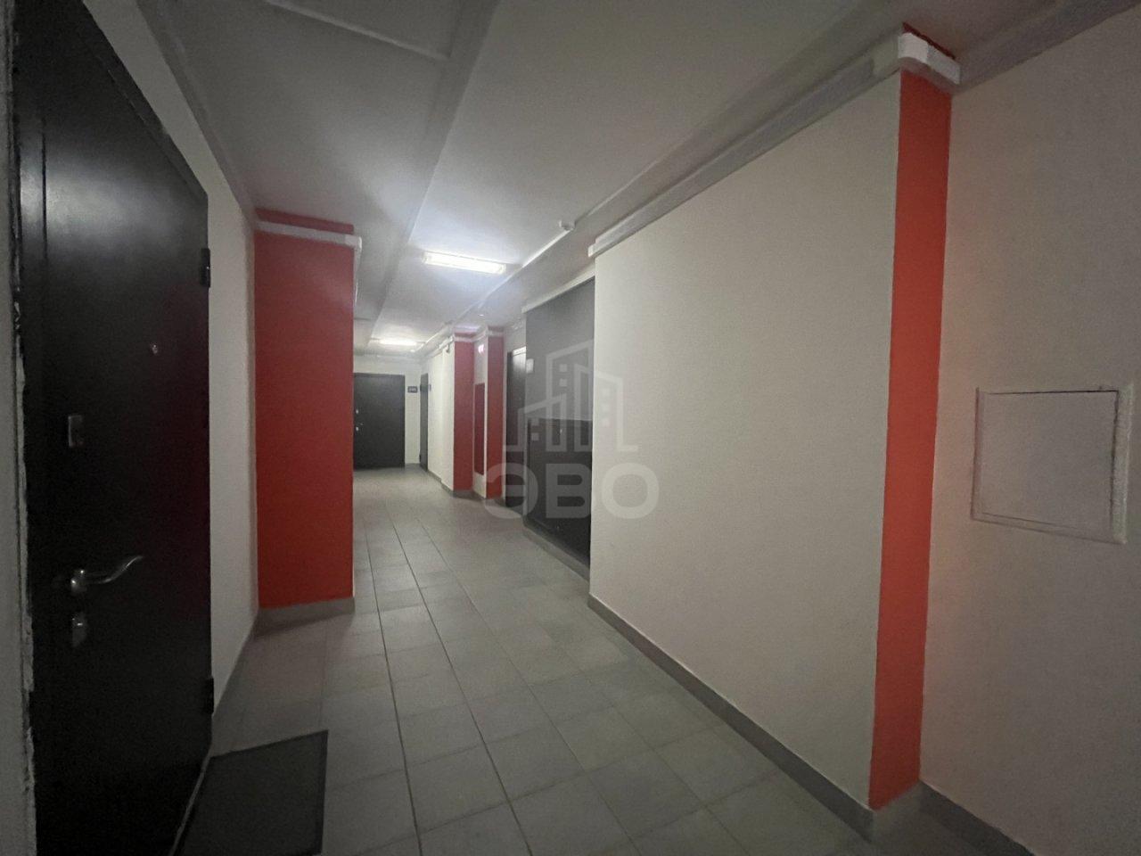 однокомнатная квартира в Санкт-Петербурге по адресу: Шоссе в Лаврики ул., 70, к 1