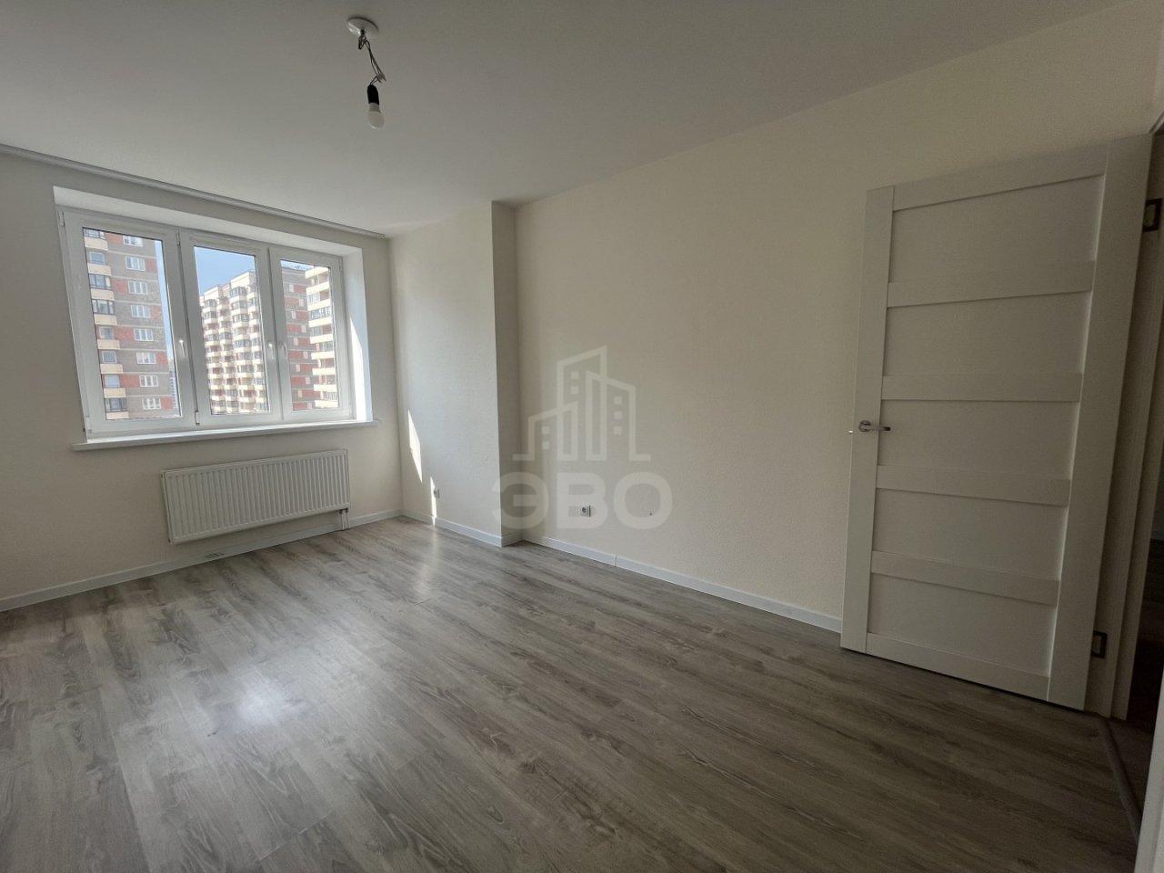 однокомнатная квартира в Санкт-Петербурге по адресу: Шоссе в Лаврики ул., 70, к 1