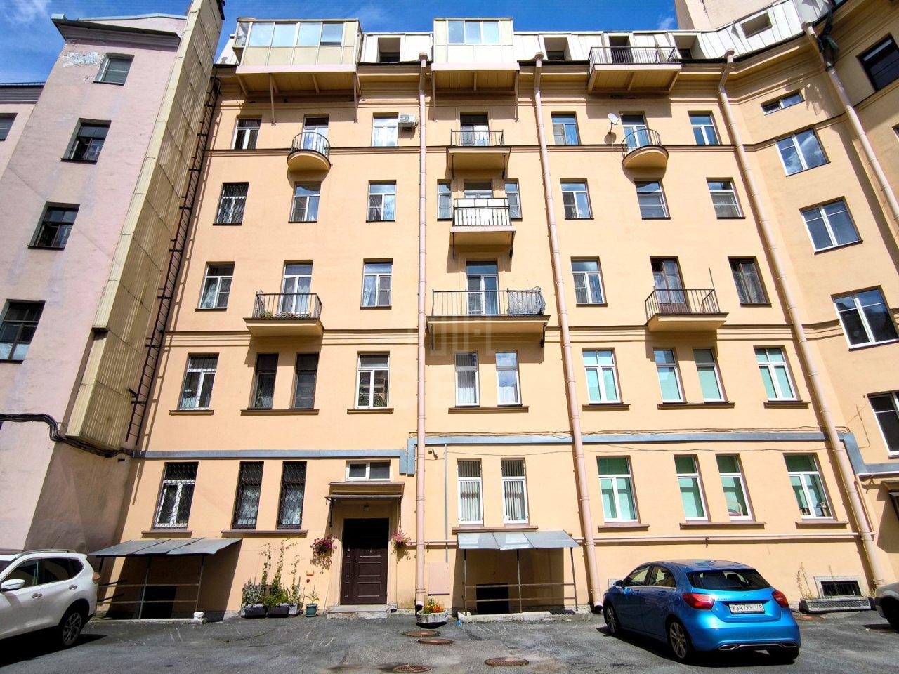 двухкомнатная квартира в Санкт-Петербурге по адресу: Кронверкский проспект, 73/39