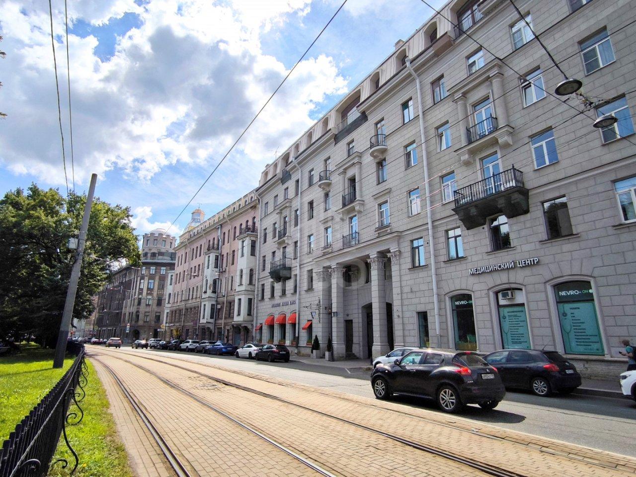 двухкомнатная квартира в Санкт-Петербурге по адресу: Кронверкский проспект, 73/39