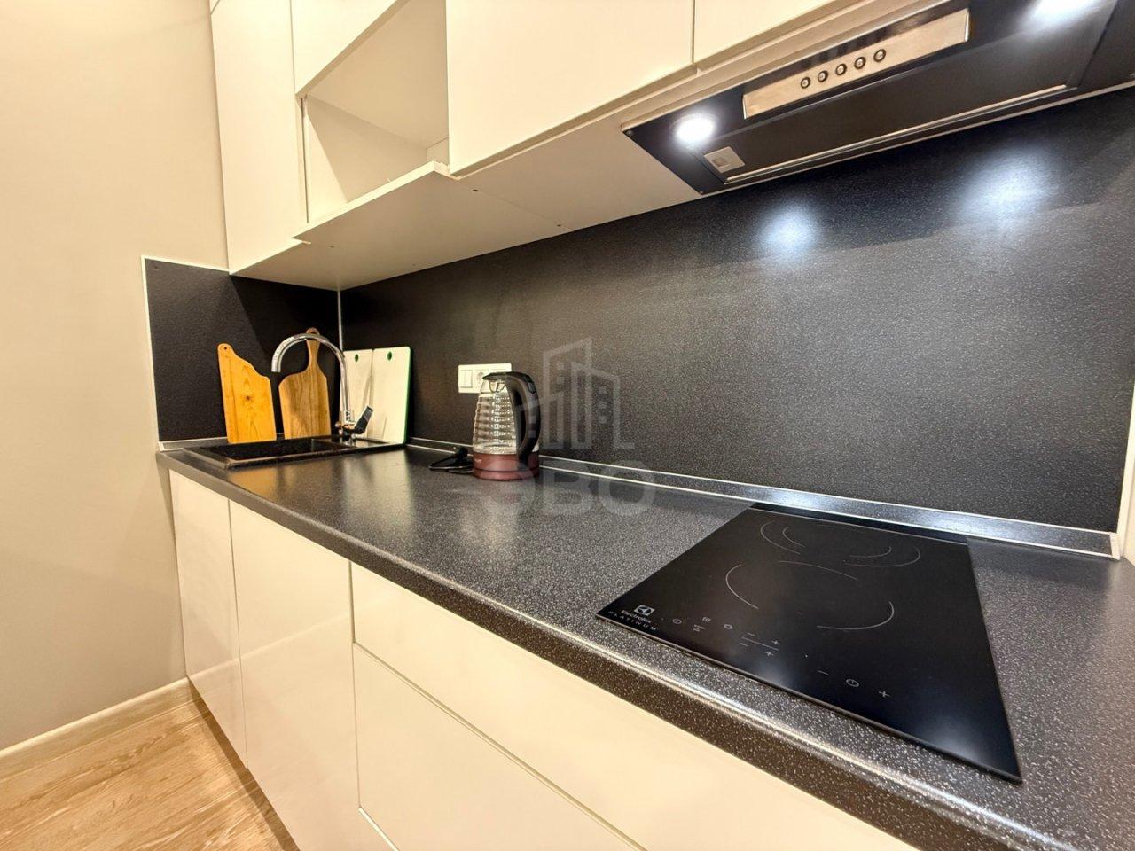 студия в Санкт-Петербурге по адресу: Среднерогатская ул., 20, к 1