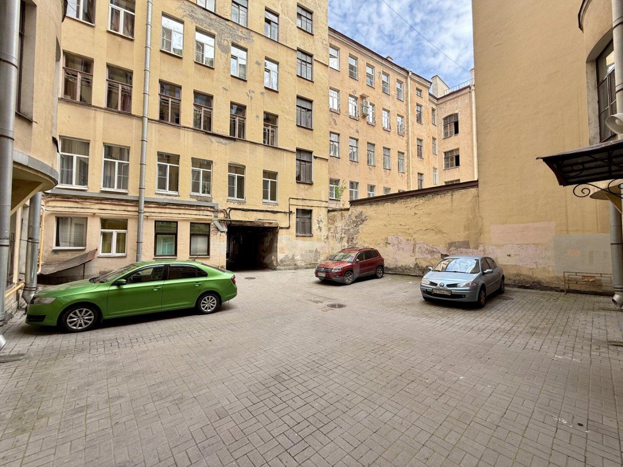 двухкомнатная квартира в Санкт-Петербурге по адресу: 10-я Советская ул., 19, литера А