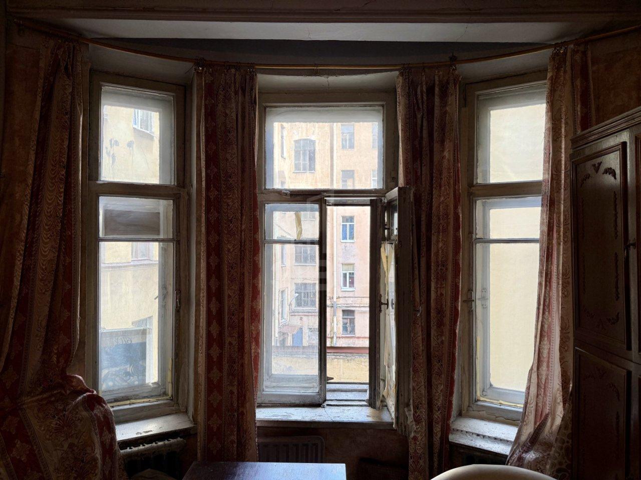 двухкомнатная квартира в Санкт-Петербурге по адресу: 10-я Советская ул., 19, литера А