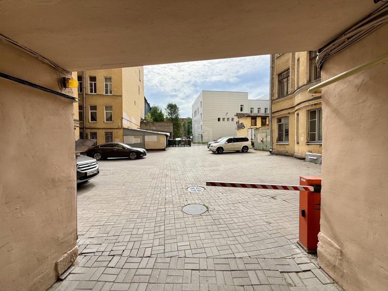 двухкомнатная квартира в Санкт-Петербурге по адресу: 10-я Советская ул., 19, литера А