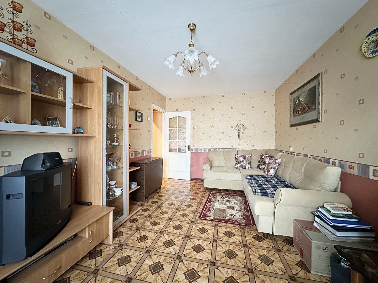 двухкомнатная квартира в Санкт-Петербурге по адресу: Просвещения проспект, 76, к 1