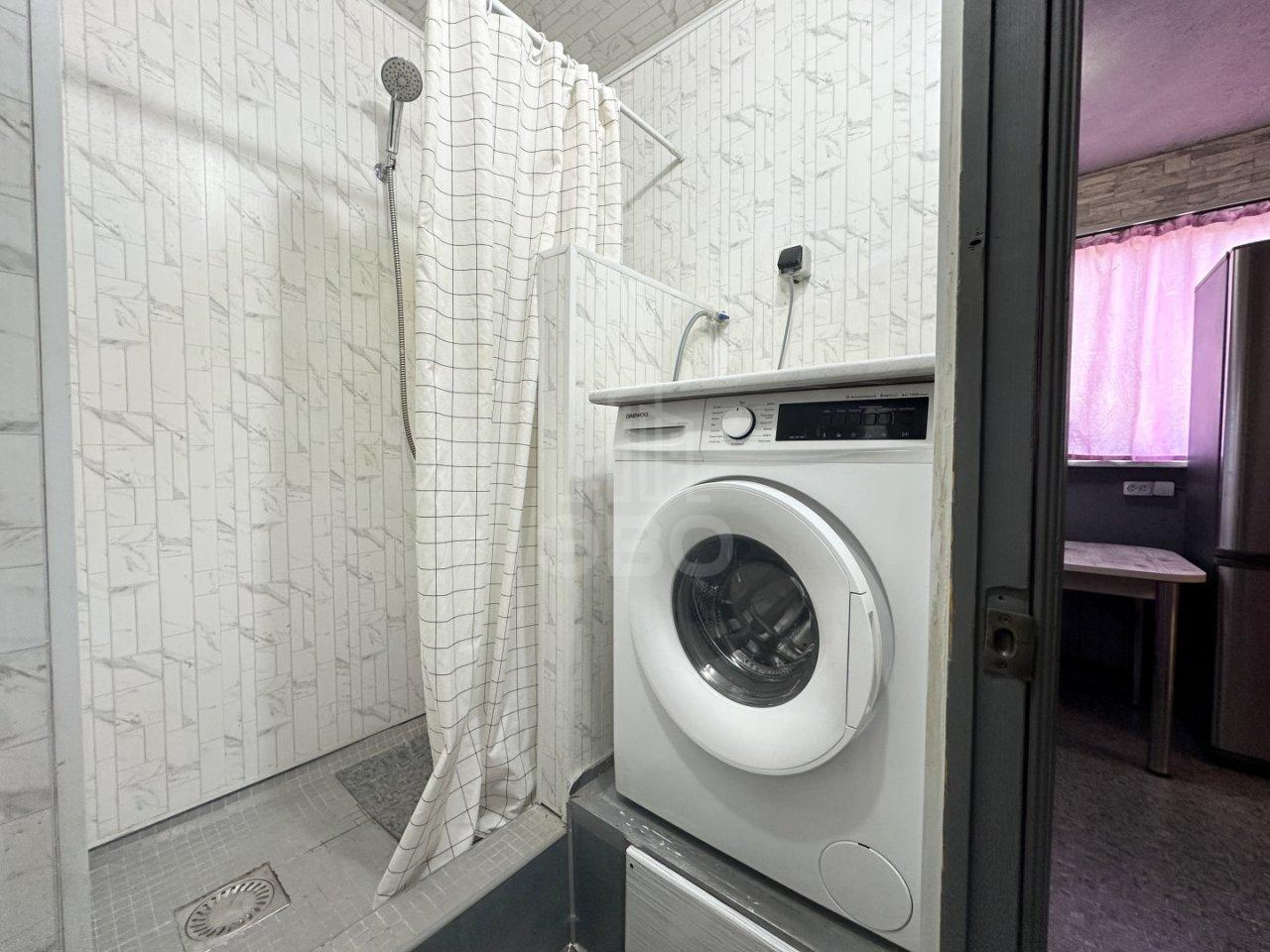 трехкомнатная квартира в Санкт-Петербурге по адресу: Добровольцев ул., 46, литера А