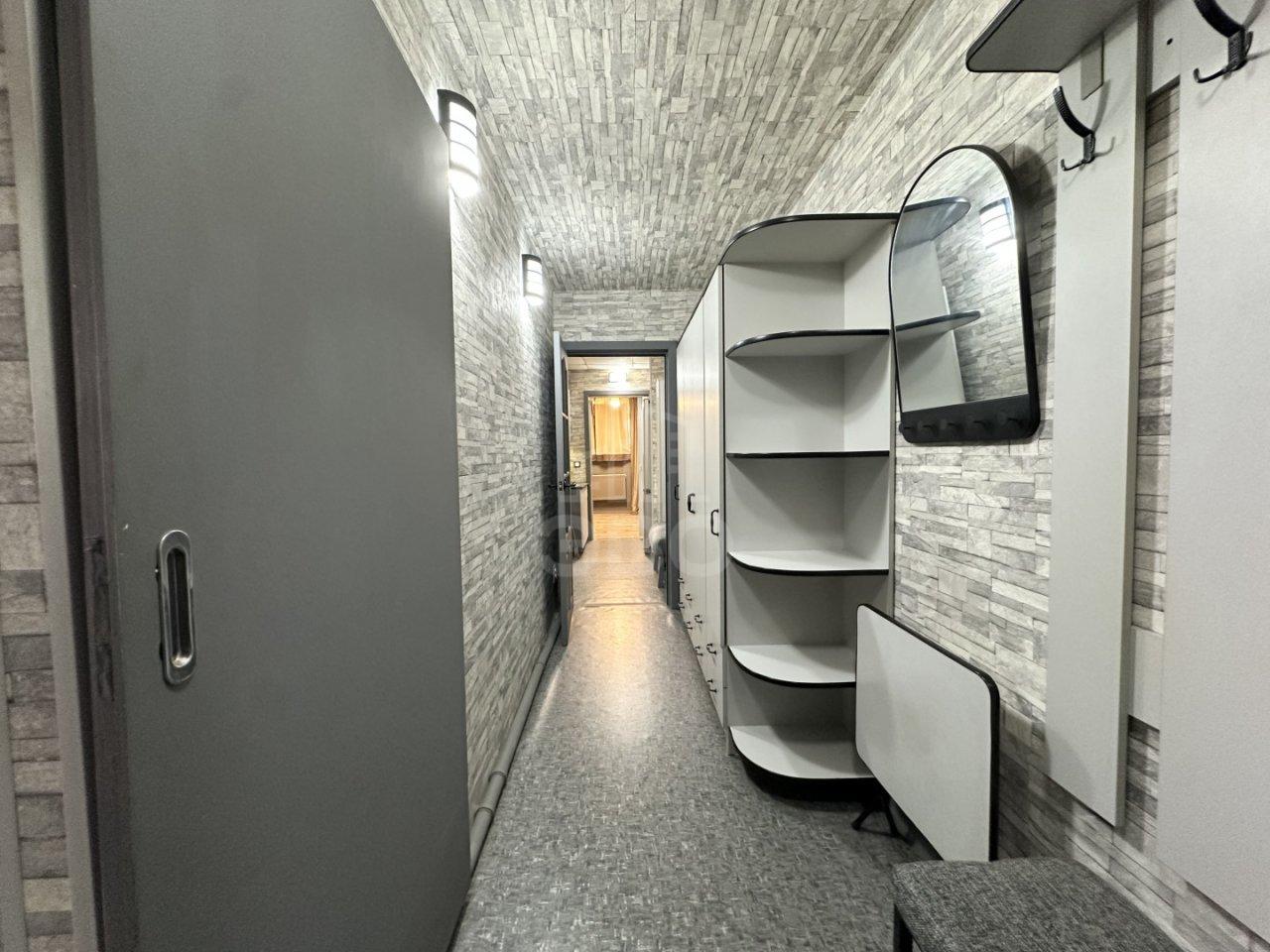 трехкомнатная квартира в Санкт-Петербурге по адресу: Добровольцев ул., 46, литера А