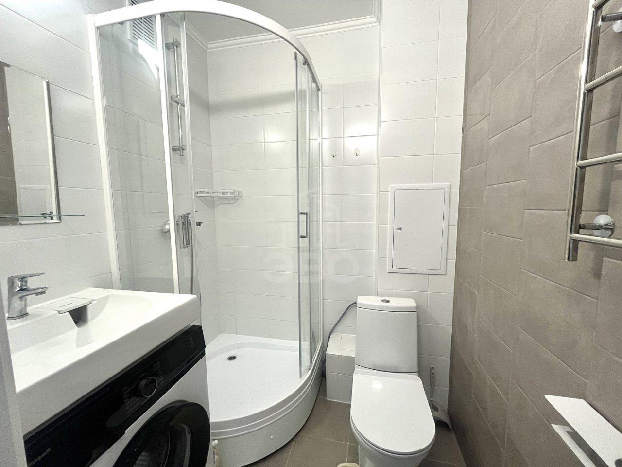 однокомнатная квартира в Санкт-Петербурге по адресу: Пахомовская ул., 18, к 2, строение 1