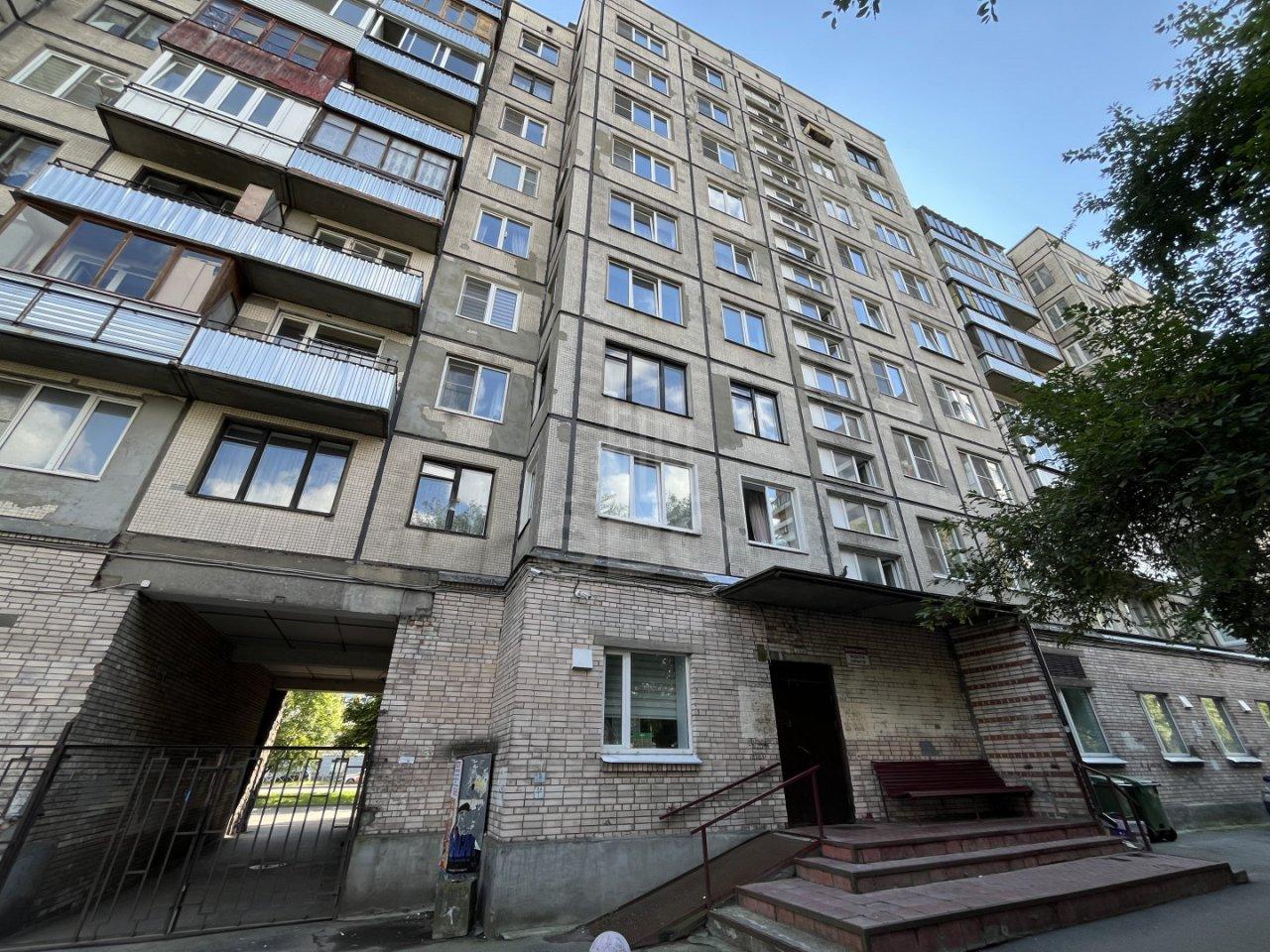 однокомнатная квартира в Санкт-Петербурге по адресу: Заневский проспект, 28