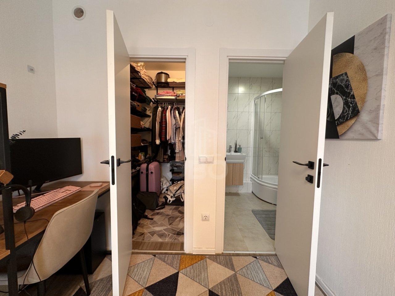 двухкомнатная квартира в Санкт-Петербурге по адресу: Большая Балтийская ул., 10, к 1