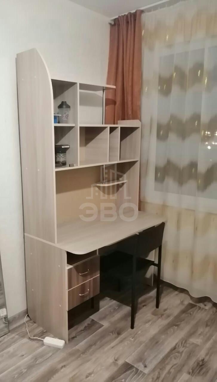 комната в Санкт-Петербурге по адресу: Стачек проспект, 105, к 2