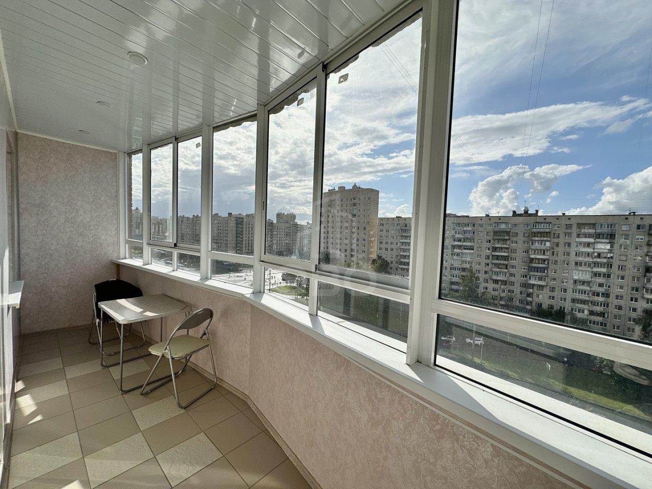 однокомнатная квартира в Санкт-Петербурге по адресу: Энгельса проспект, 123