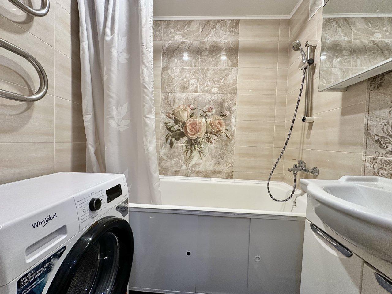 однокомнатная квартира в Санкт-Петербурге по адресу: Энгельса проспект, 123