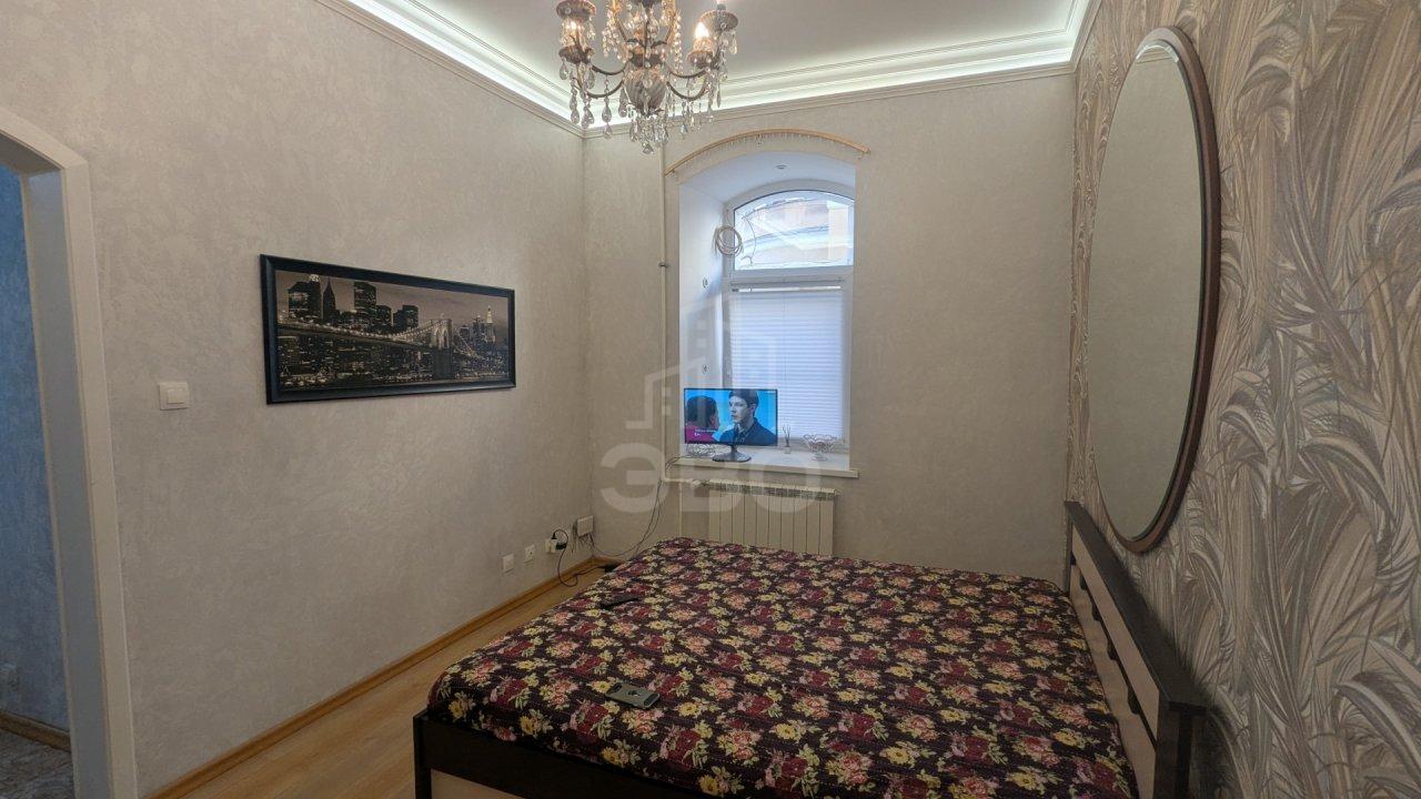 однокомнатная квартира в Санкт-Петербурге по адресу: 5-я Советская ул., 32/33