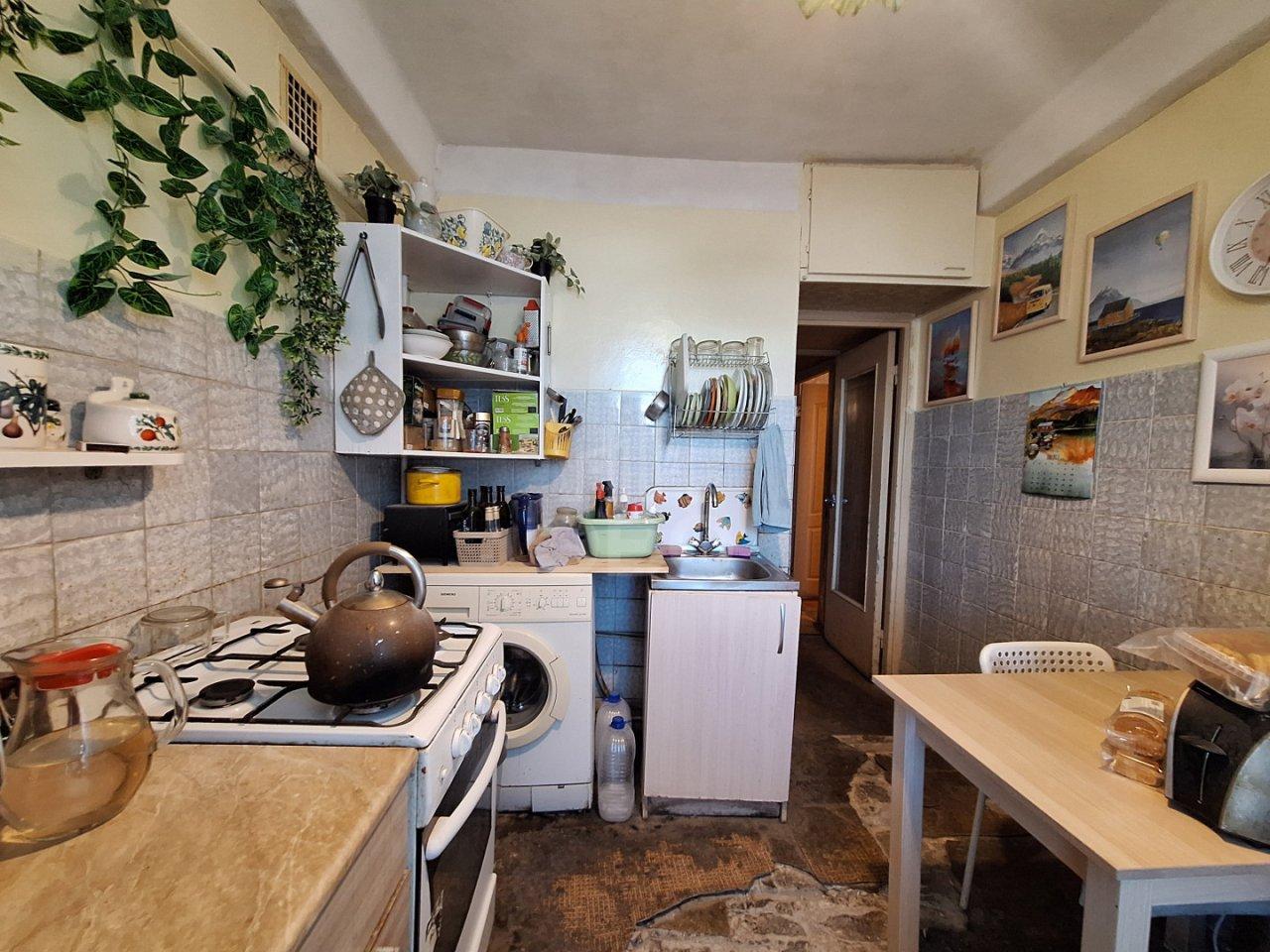 двухкомнатная квартира в Санкт-Петербурге по адресу: Художников проспект, 18, к 1, литера А