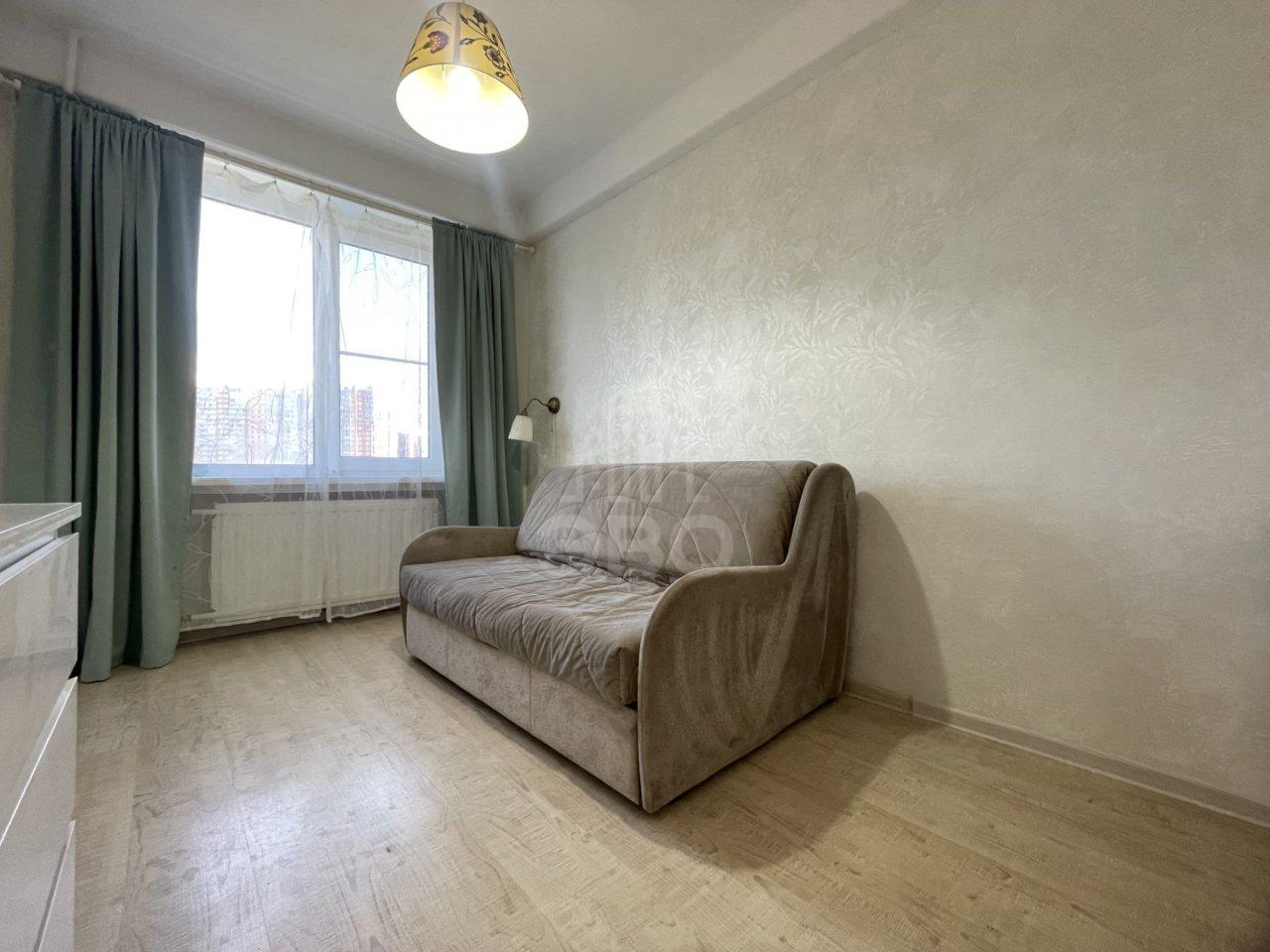 трехкомнатная квартира в Санкт-Петербурге по адресу: Солидарности проспект, 25, к 1