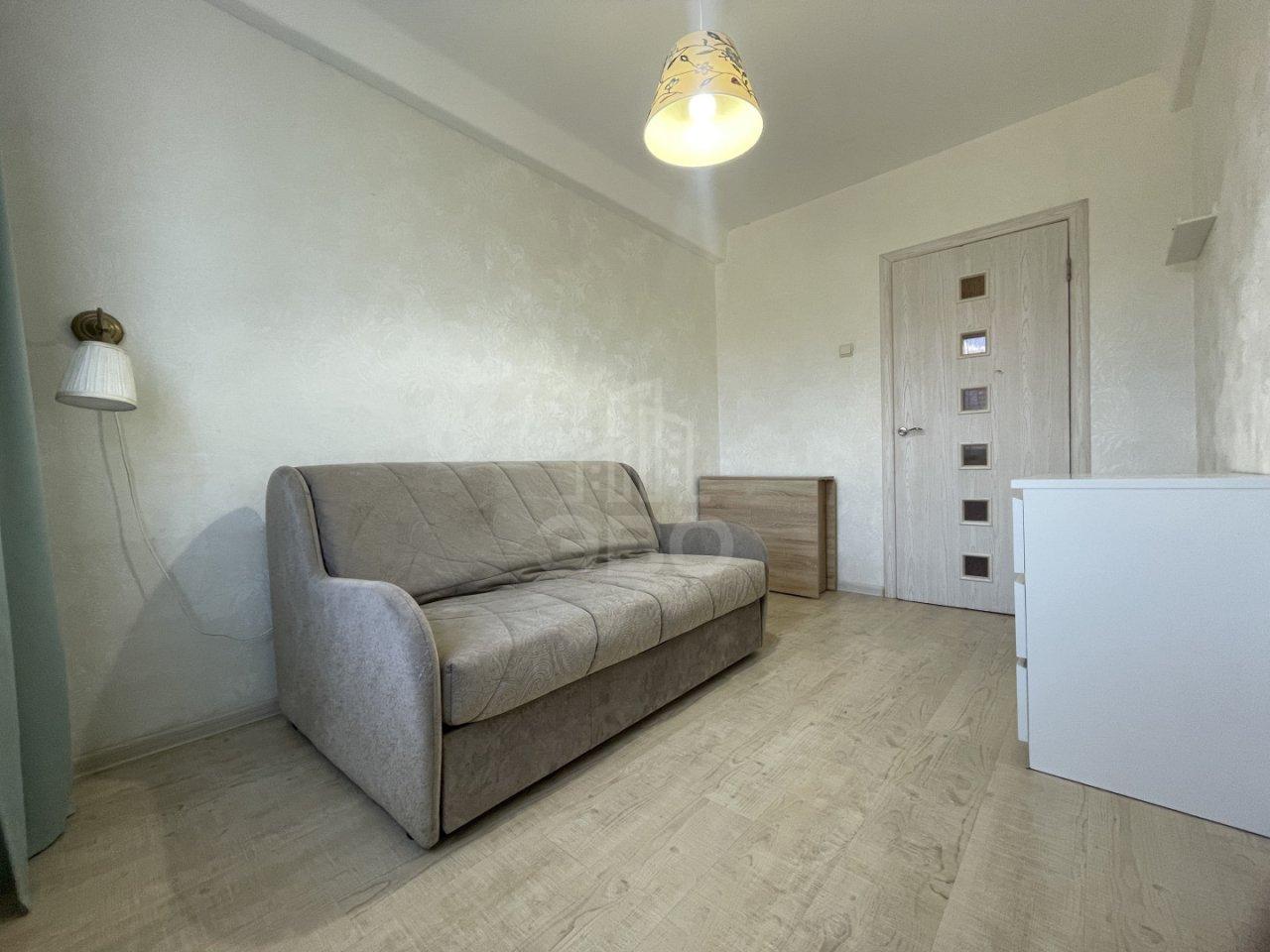 трехкомнатная квартира в Санкт-Петербурге по адресу: Солидарности проспект, 25, к 1