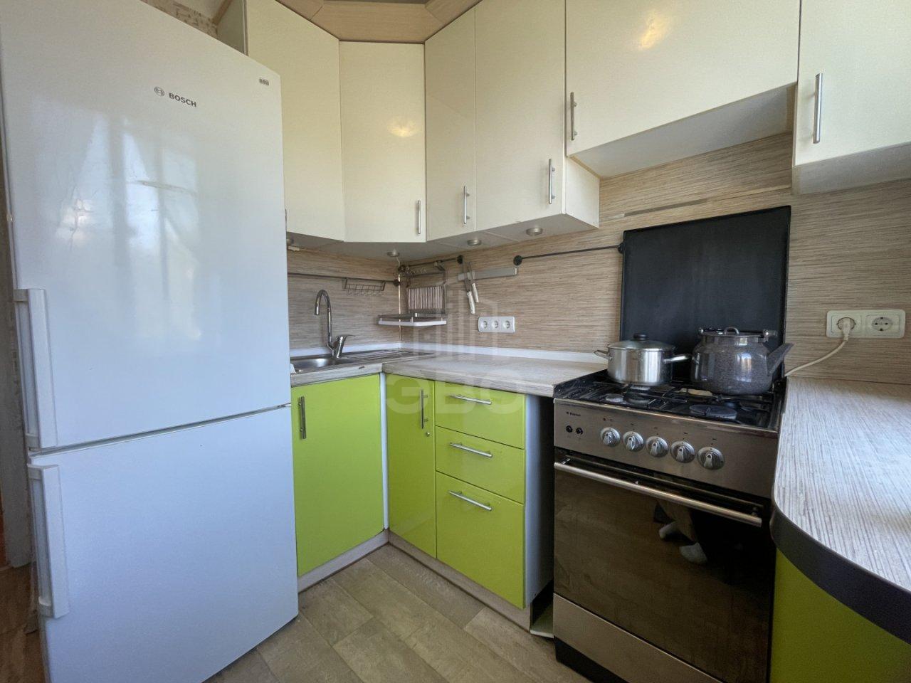 трехкомнатная квартира в Санкт-Петербурге по адресу: Солидарности проспект, 25, к 1