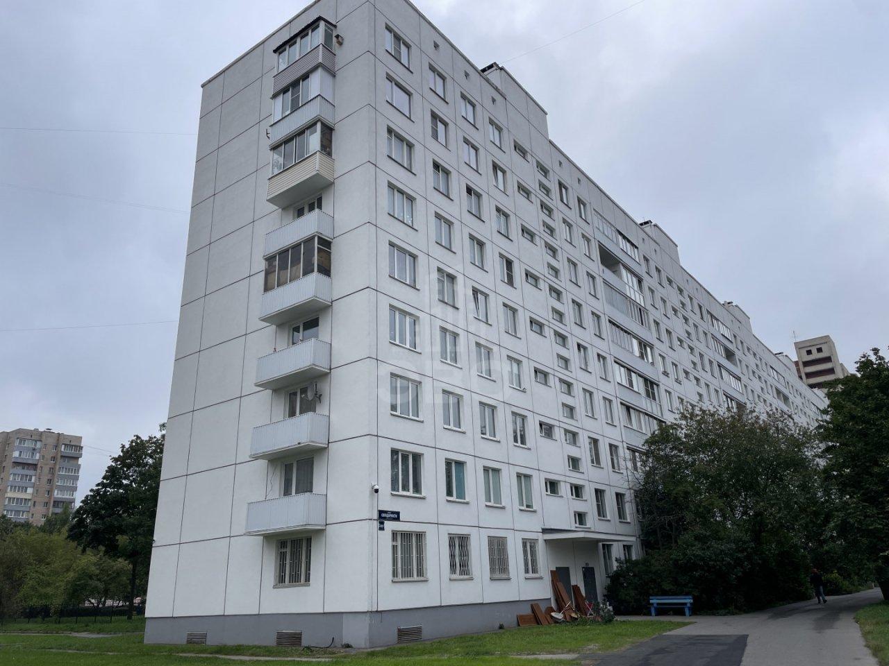 трехкомнатная квартира в Санкт-Петербурге по адресу: Солидарности проспект, 25, к 1