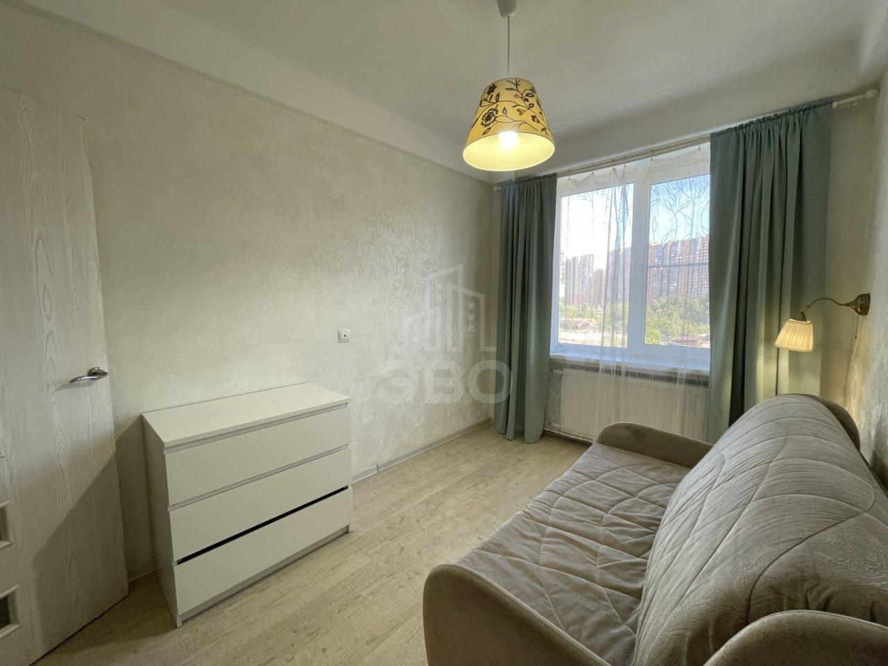 трехкомнатная квартира в Санкт-Петербурге по адресу: Солидарности проспект, 25, к 1