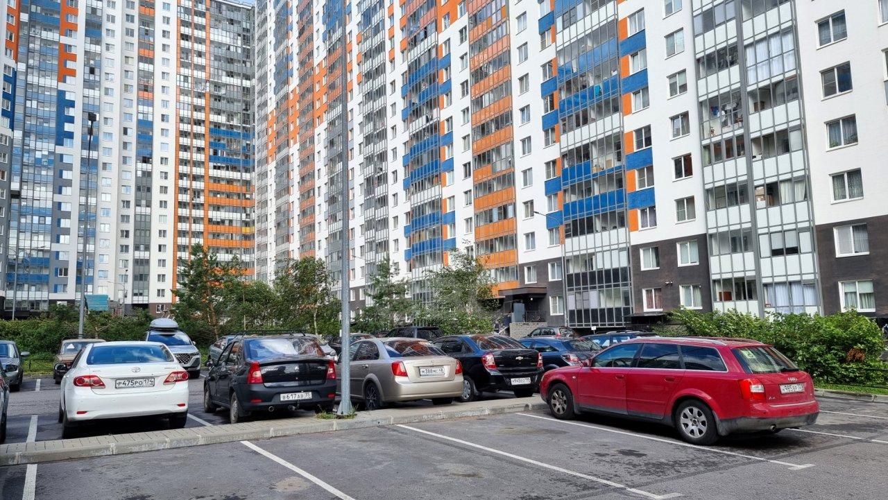 однокомнатная квартира в Санкт-Петербурге по адресу: Плесецкая ул., 10