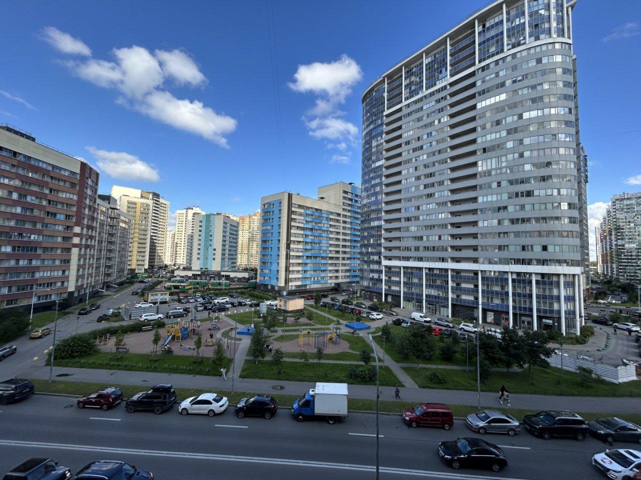 однокомнатная квартира в Санкт-Петербурге по адресу: Австрийская ул., 4