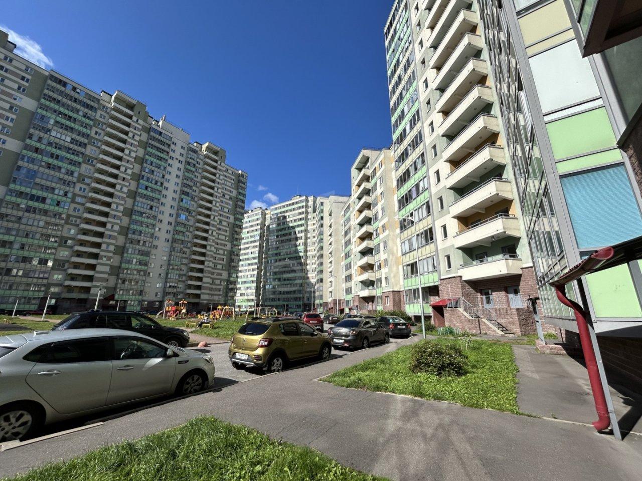 однокомнатная квартира в Санкт-Петербурге по адресу: Австрийская ул., 4