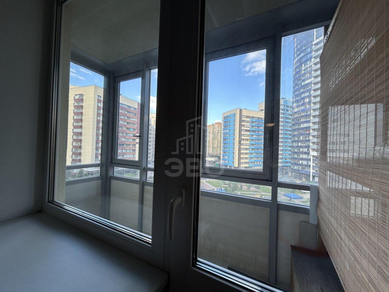 однокомнатная квартира в Санкт-Петербурге по адресу: Австрийская ул., 4