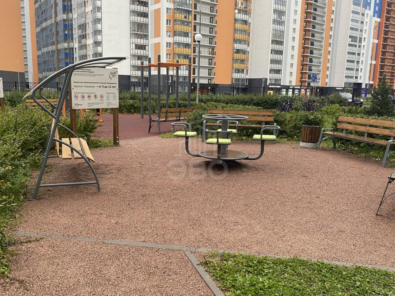 однокомнатная квартира в Санкт-Петербурге по адресу: Верхне-Каменская ул., 3, к 1