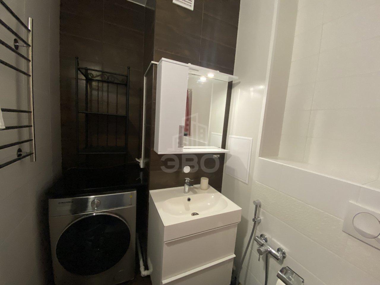 однокомнатная квартира в Санкт-Петербурге по адресу: Верхне-Каменская ул., 3, к 1