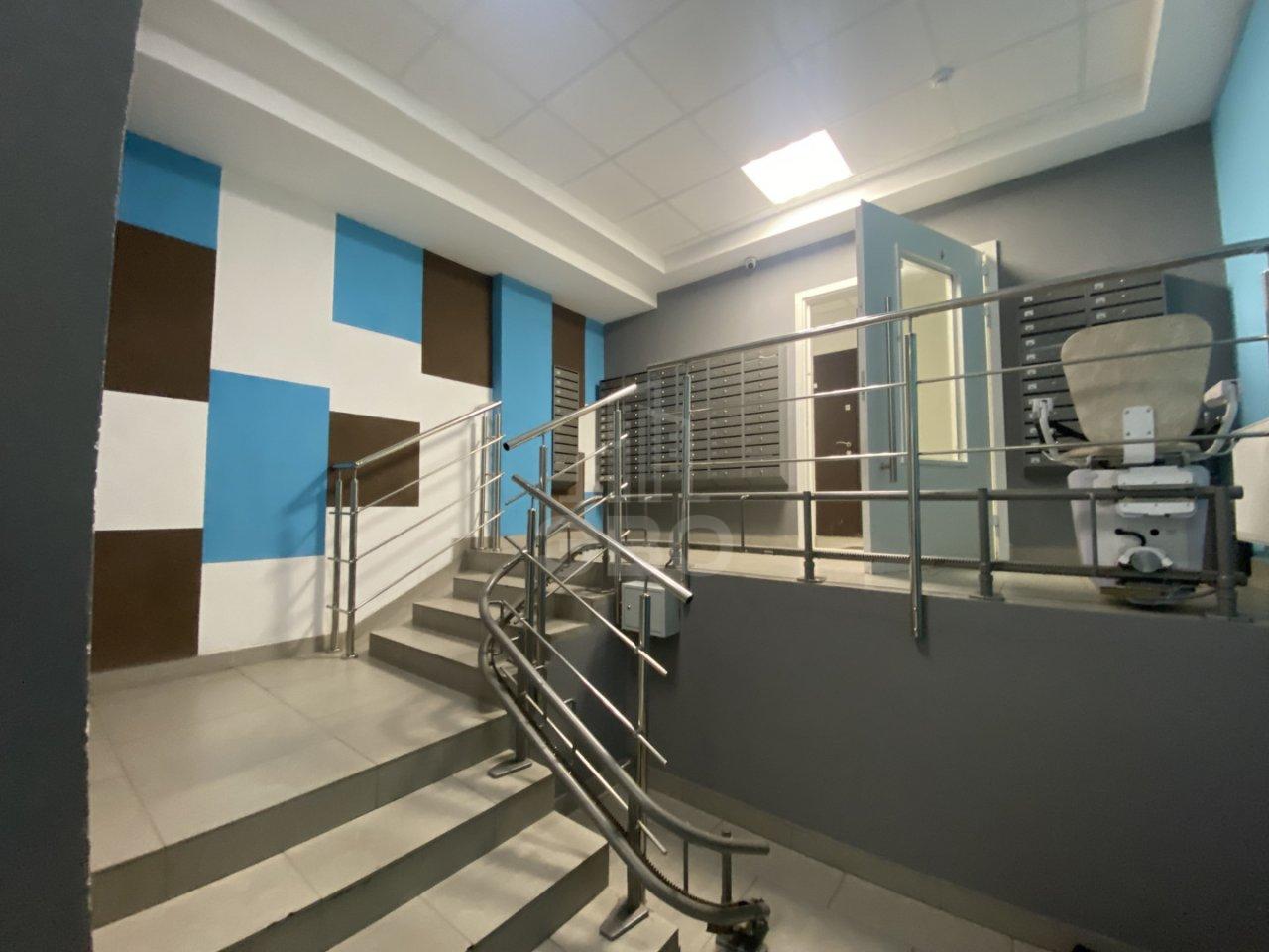 однокомнатная квартира в Санкт-Петербурге по адресу: Верхне-Каменская ул., 3, к 1