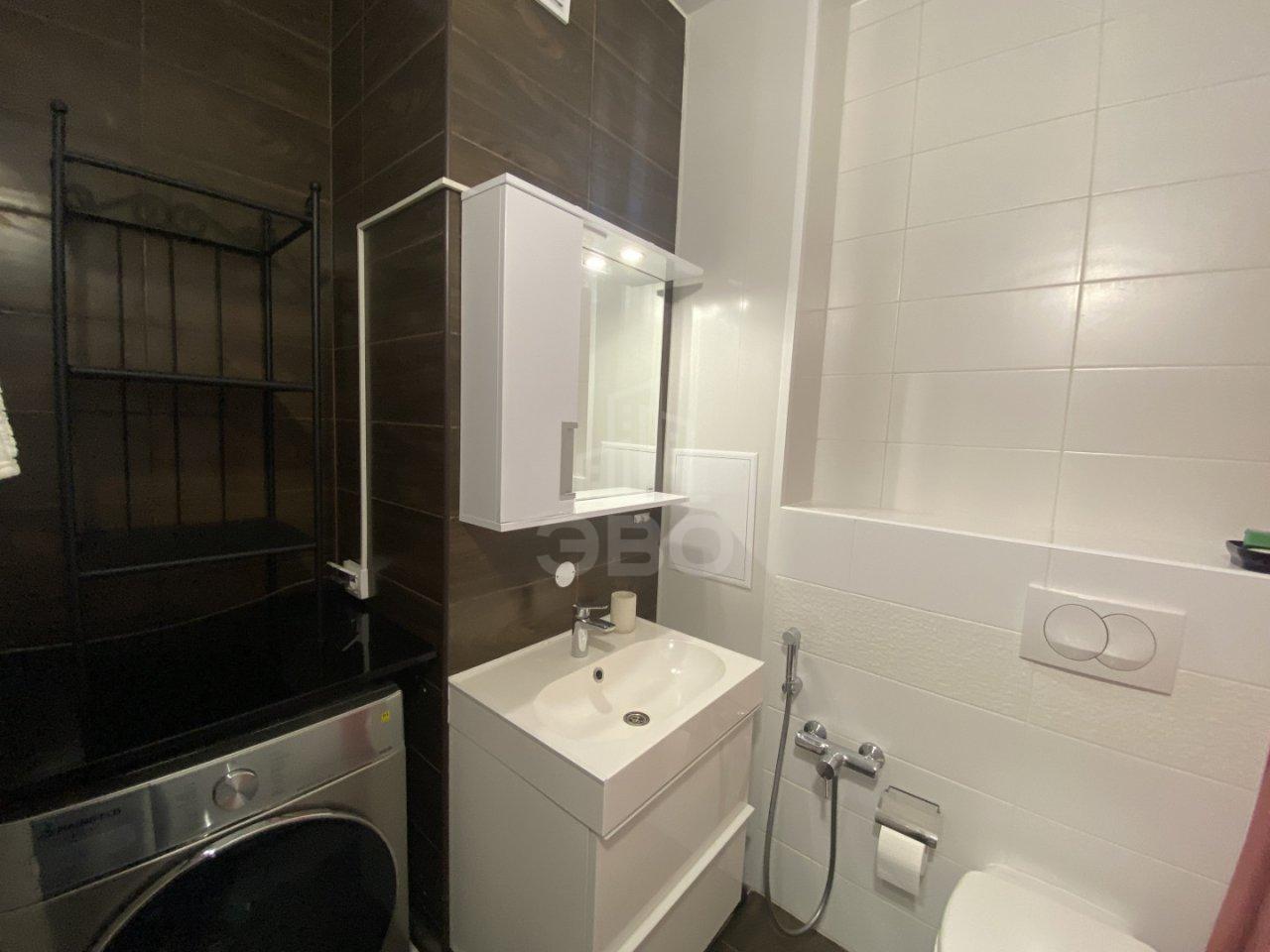 однокомнатная квартира в Санкт-Петербурге по адресу: Верхне-Каменская ул., 3, к 1