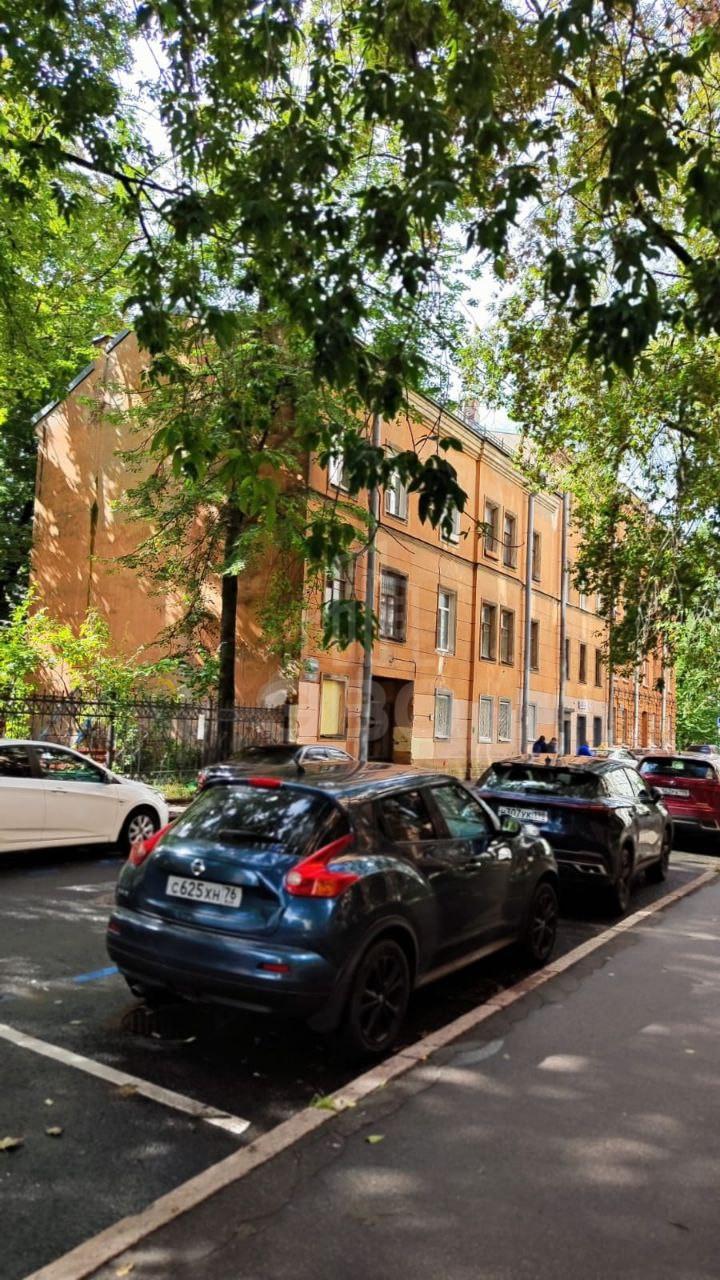 комната в Санкт-Петербурге по адресу: Плуталова ул., 15