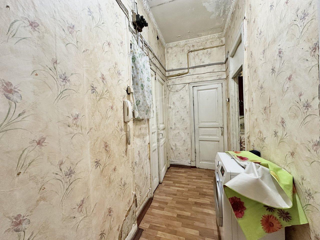 комната в Санкт-Петербурге по адресу: Плуталова ул., 15