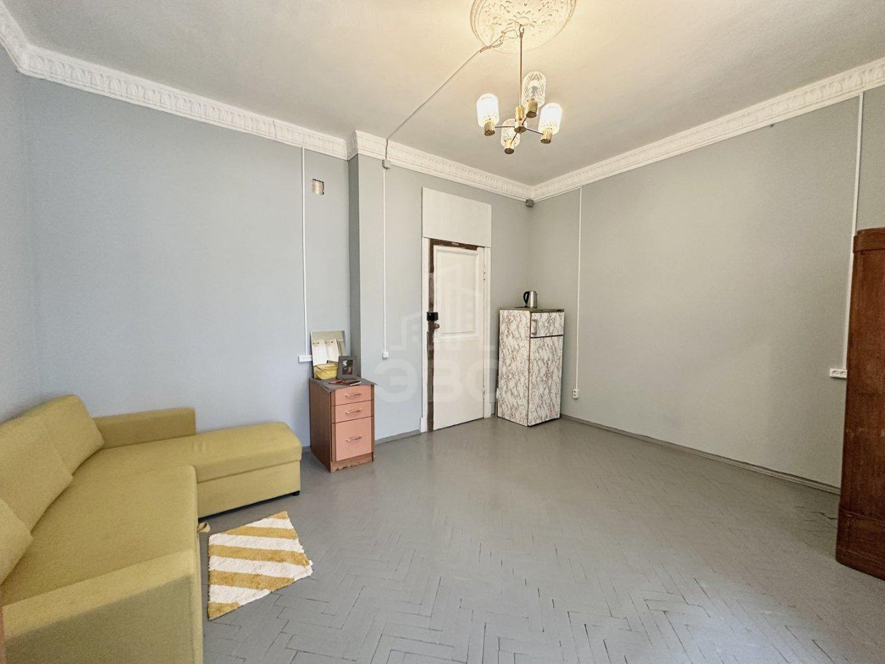 комната в Санкт-Петербурге по адресу: Плуталова ул., 15