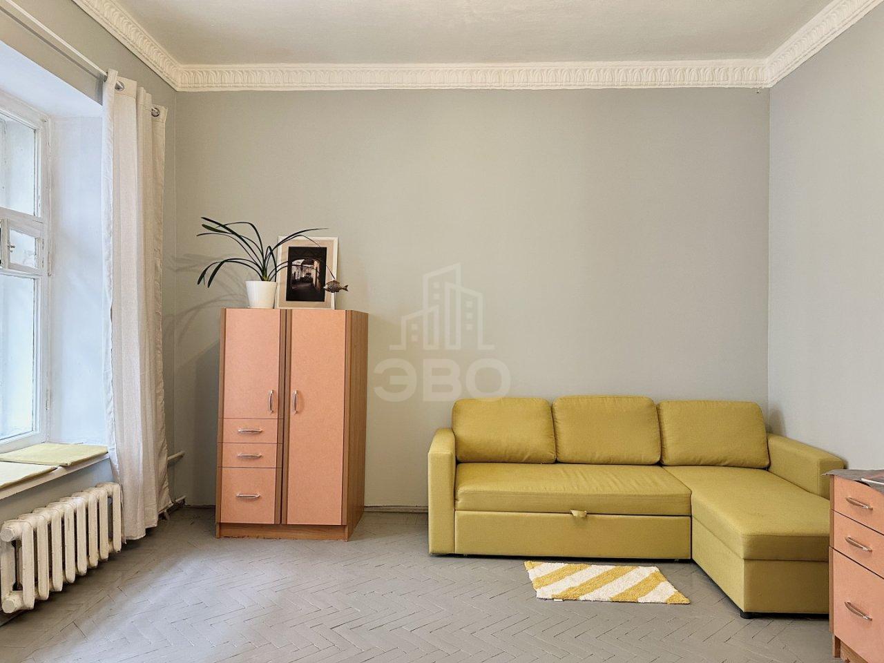 комната в Санкт-Петербурге по адресу: Плуталова ул., 15