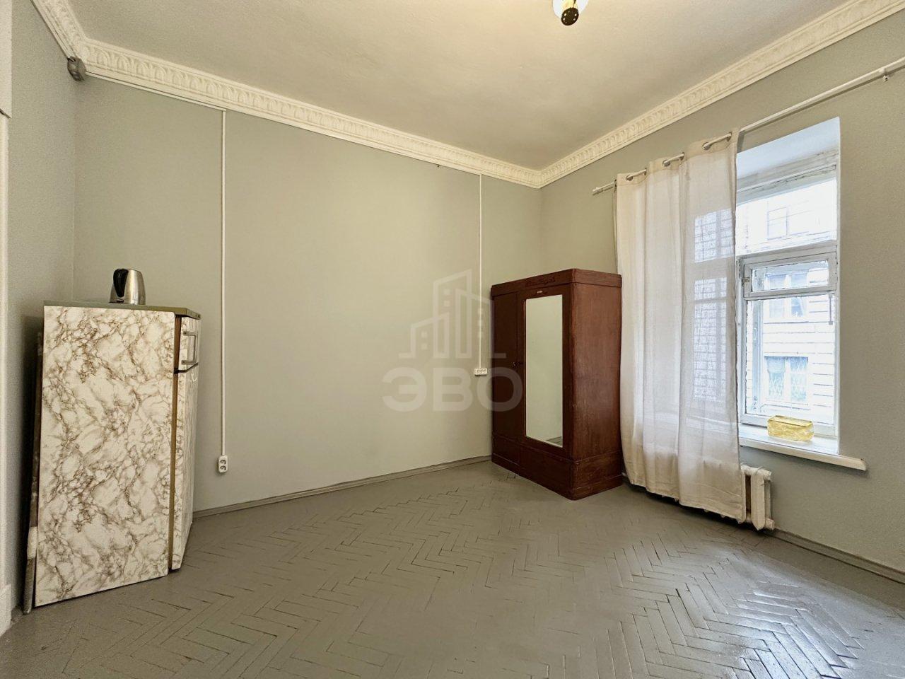 комната в Санкт-Петербурге по адресу: Плуталова ул., 15