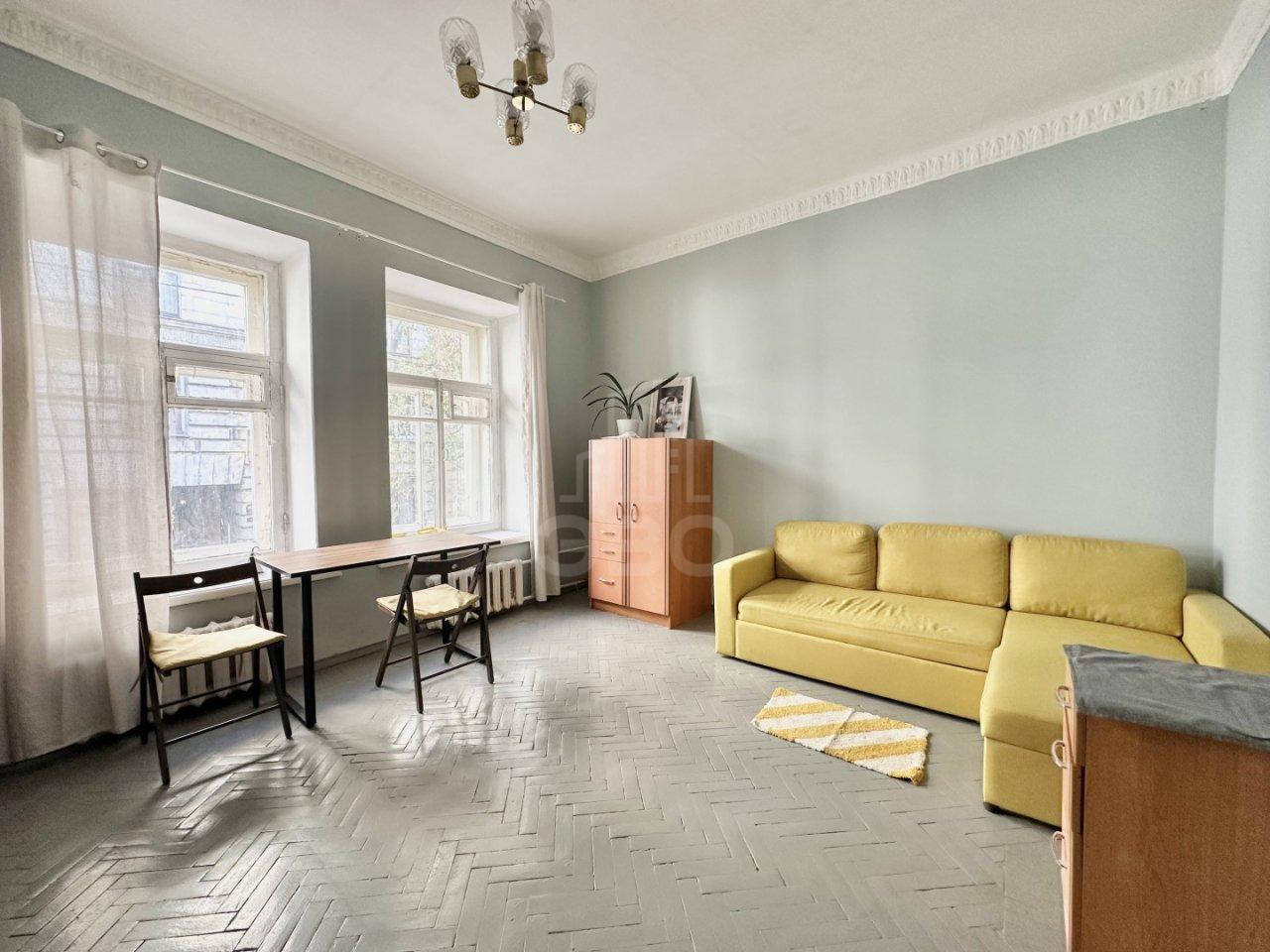 комната в Санкт-Петербурге по адресу: Плуталова ул., 15