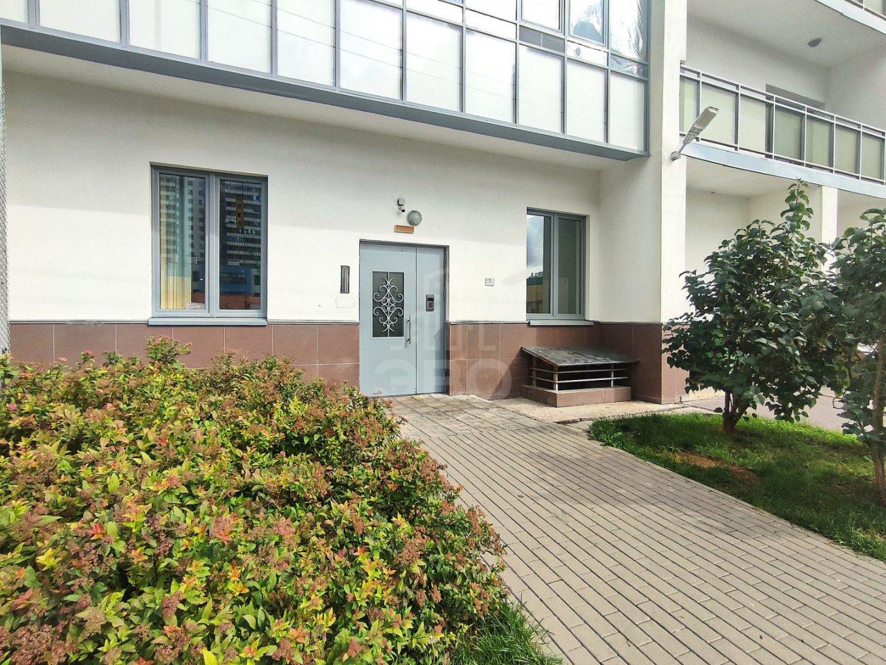 однокомнатная квартира в Санкт-Петербурге по адресу: Парашютная ул., 42, к 2