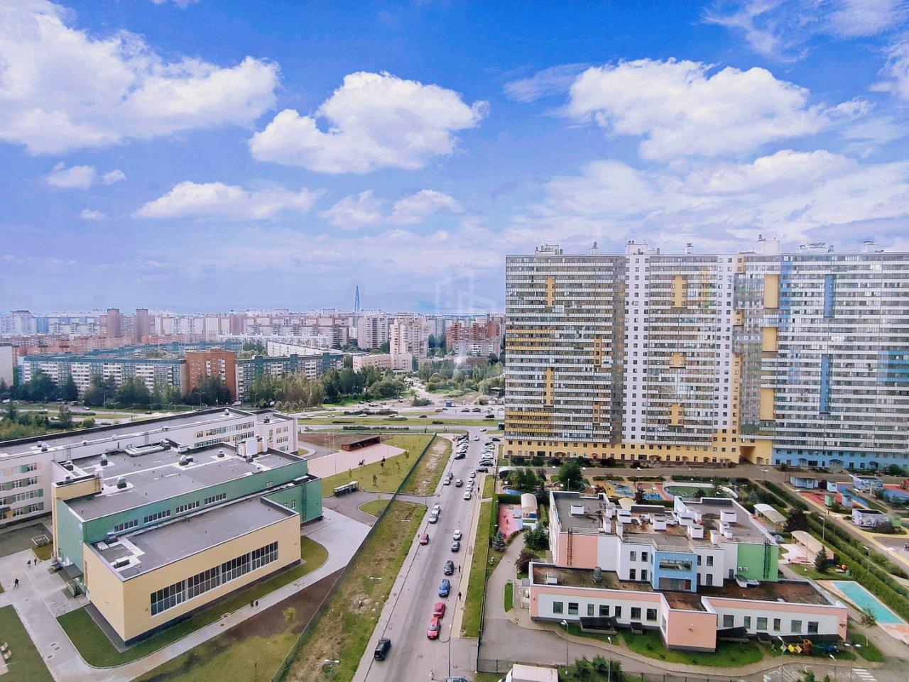 однокомнатная квартира в Санкт-Петербурге по адресу: Парашютная ул., 42, к 2