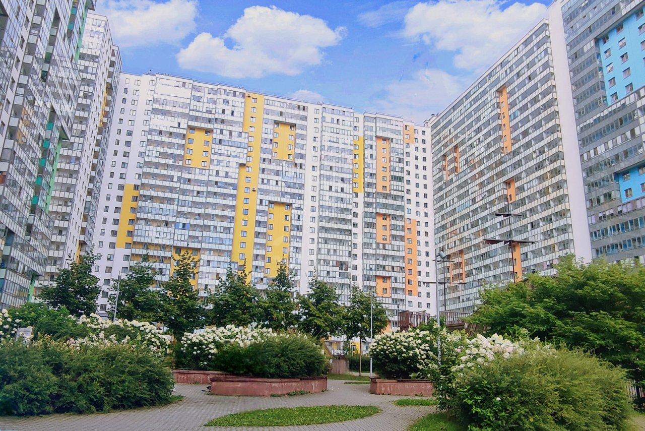 однокомнатная квартира в Санкт-Петербурге по адресу: Парашютная ул., 42, к 2