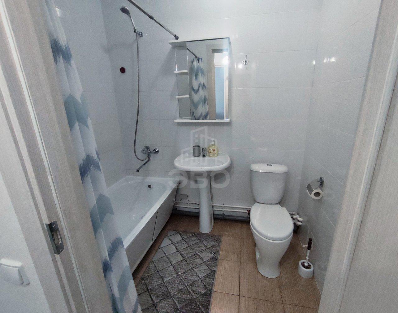 однокомнатная квартира в Санкт-Петербурге по адресу: Парашютная ул., 42, к 2