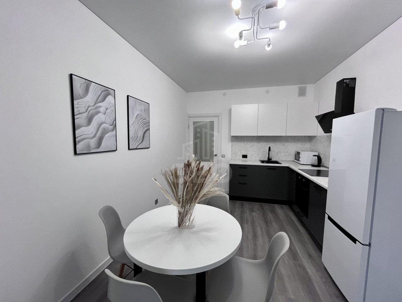 двухкомнатная квартира в Санкт-Петербурге по адресу: Дальневосточный проспект, 23