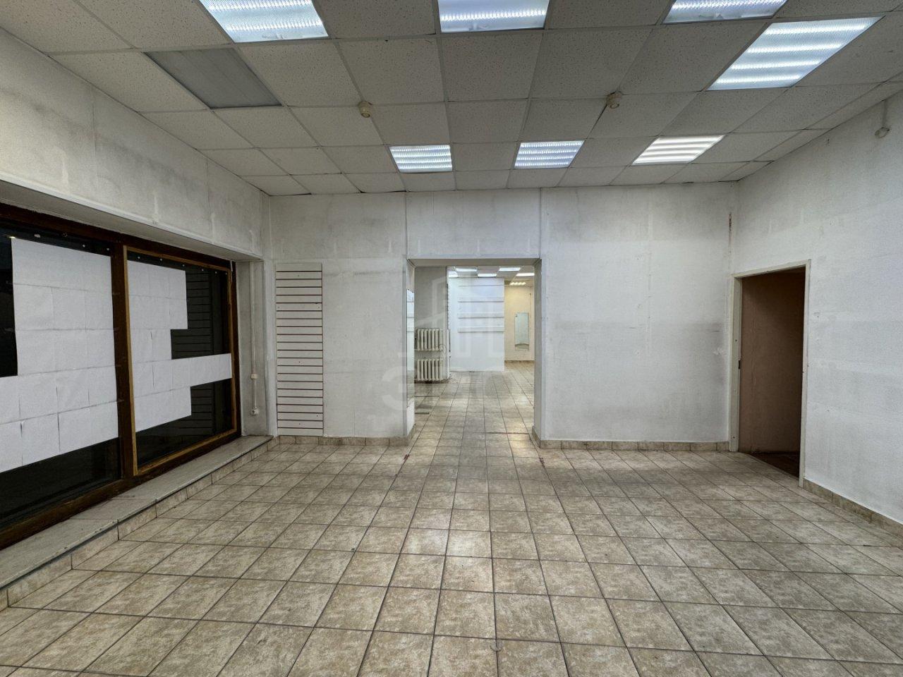 коммерция в Санкт-Петербурге по адресу: Ивановская ул., 17