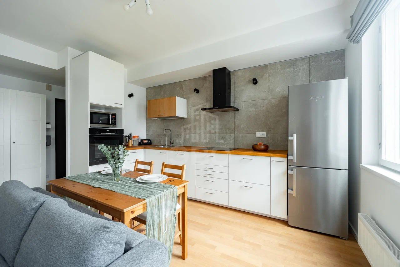 однокомнатная квартира в Санкт-Петербурге по адресу: Аптекарский пер., 18